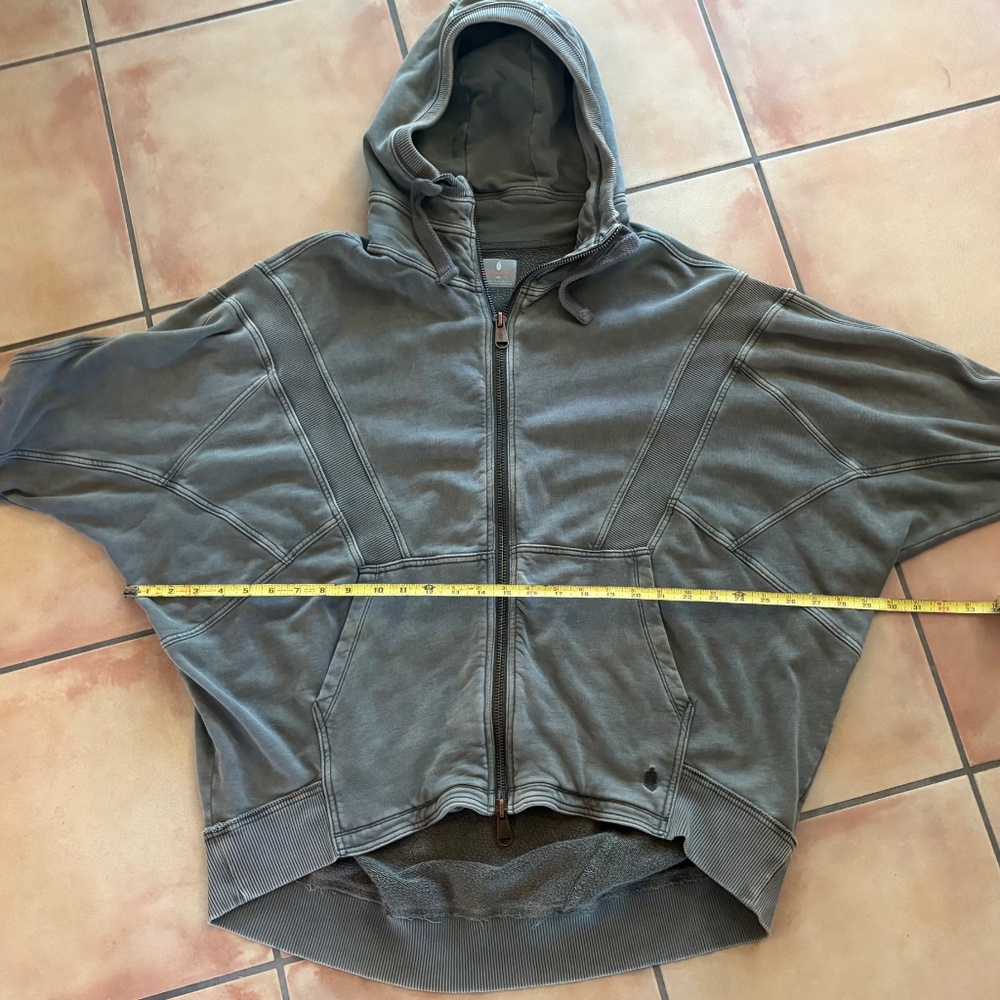 $128 Free People Movement All Your Love Solid Hoodie Size XS - Picture 9 of 9